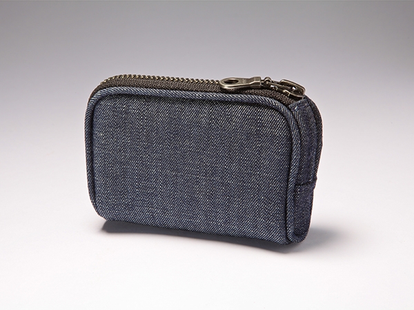 MiniMed Jeans-Tasche mit Clip MiniMed Jeans-Tasche mit Clip